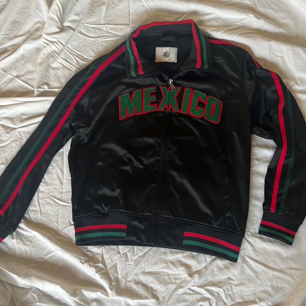 Mexico Zip up kids jackets, Black Color, size 16Y